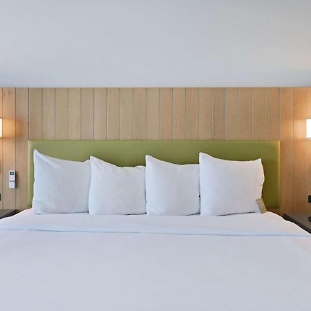 Country Inn & Suites By Radisson, Bloomington-Normal Airport, Il Bagian luar foto