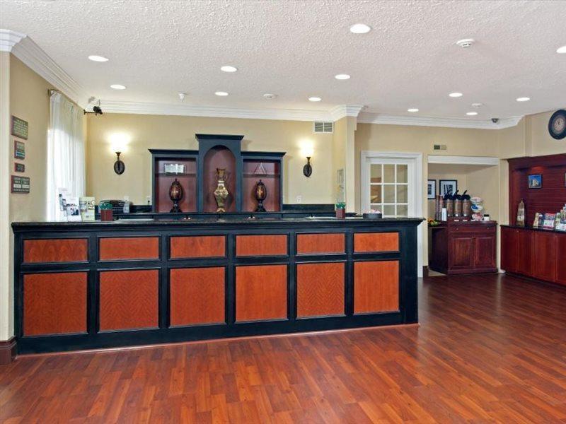 Country Inn & Suites By Radisson, Bloomington-Normal Airport, Il Bagian luar foto