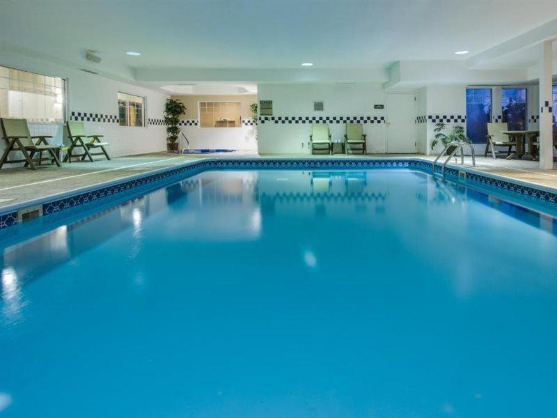 Country Inn & Suites By Radisson, Bloomington-Normal Airport, Il Bagian luar foto