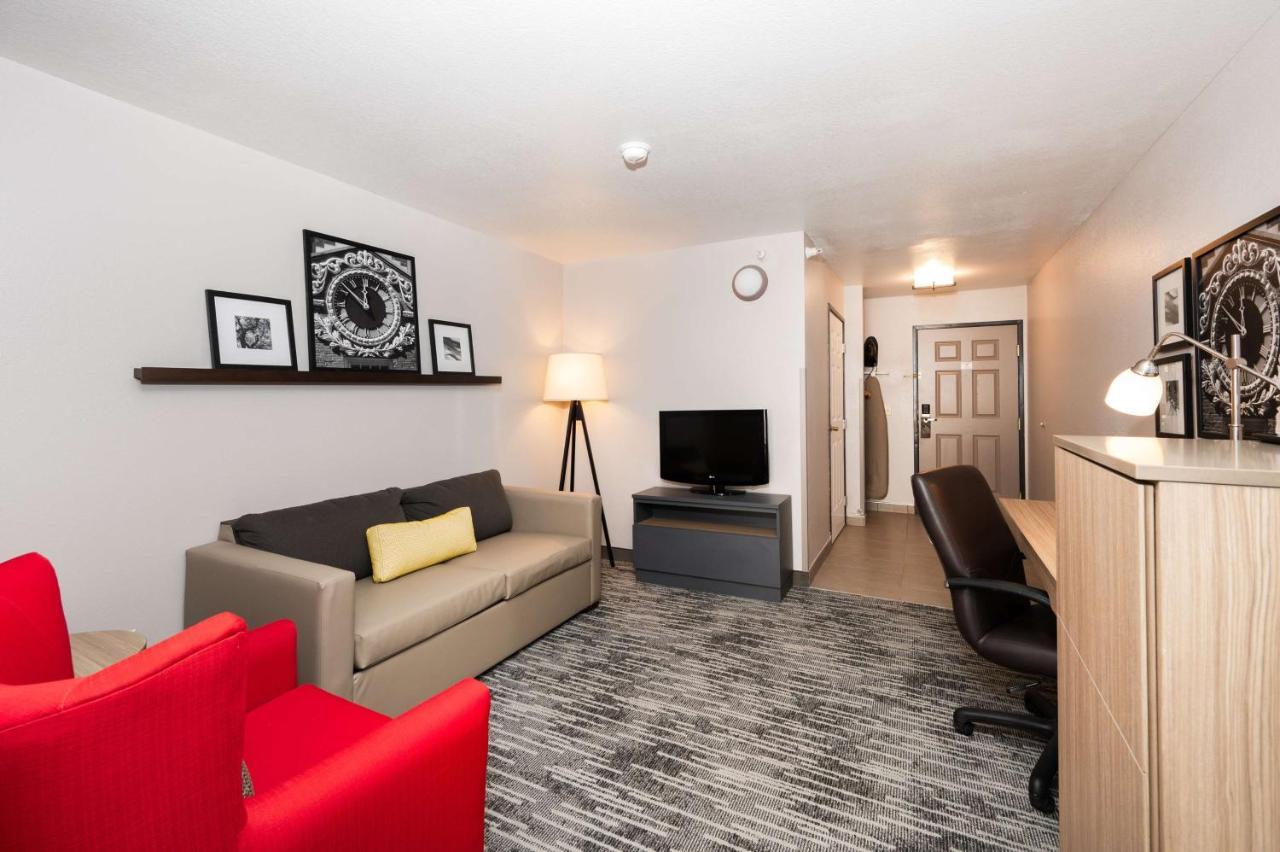 Country Inn & Suites By Radisson, Bloomington-Normal Airport, Il Bagian luar foto