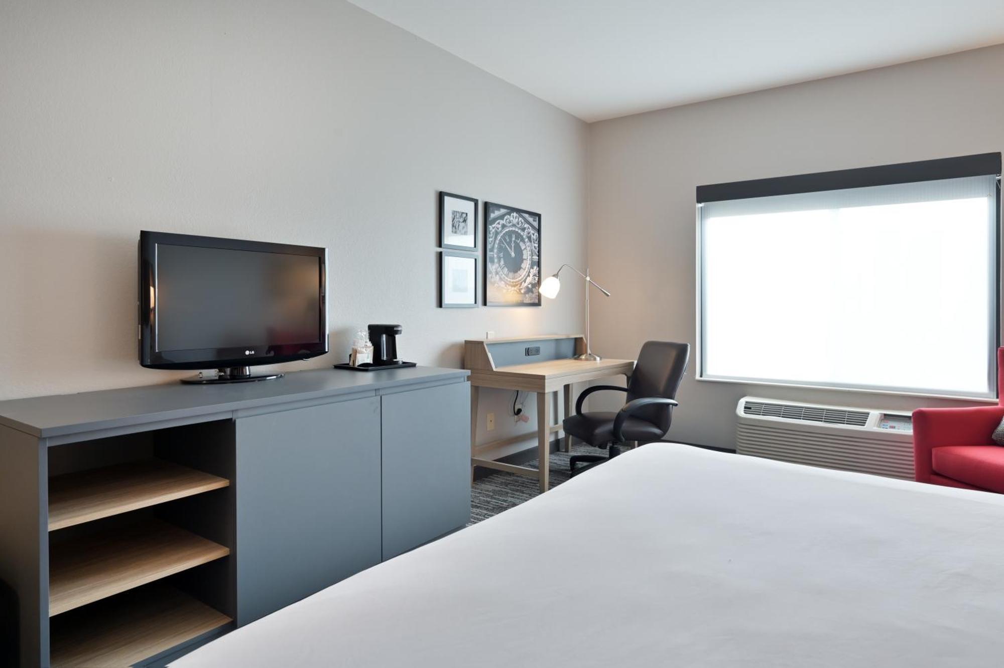 Country Inn & Suites By Radisson, Bloomington-Normal Airport, Il Bagian luar foto