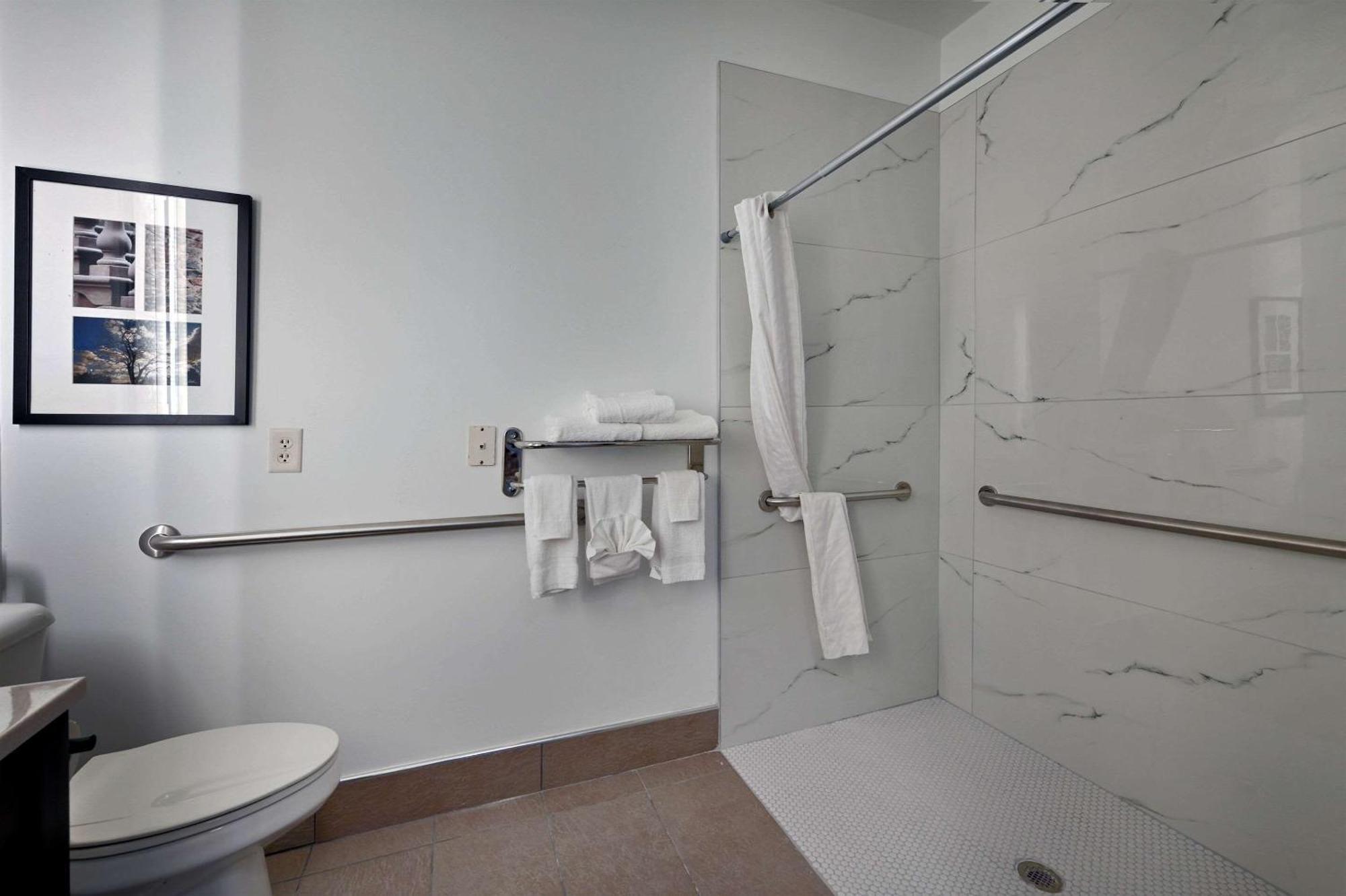 Country Inn & Suites By Radisson, Bloomington-Normal Airport, Il Bagian luar foto