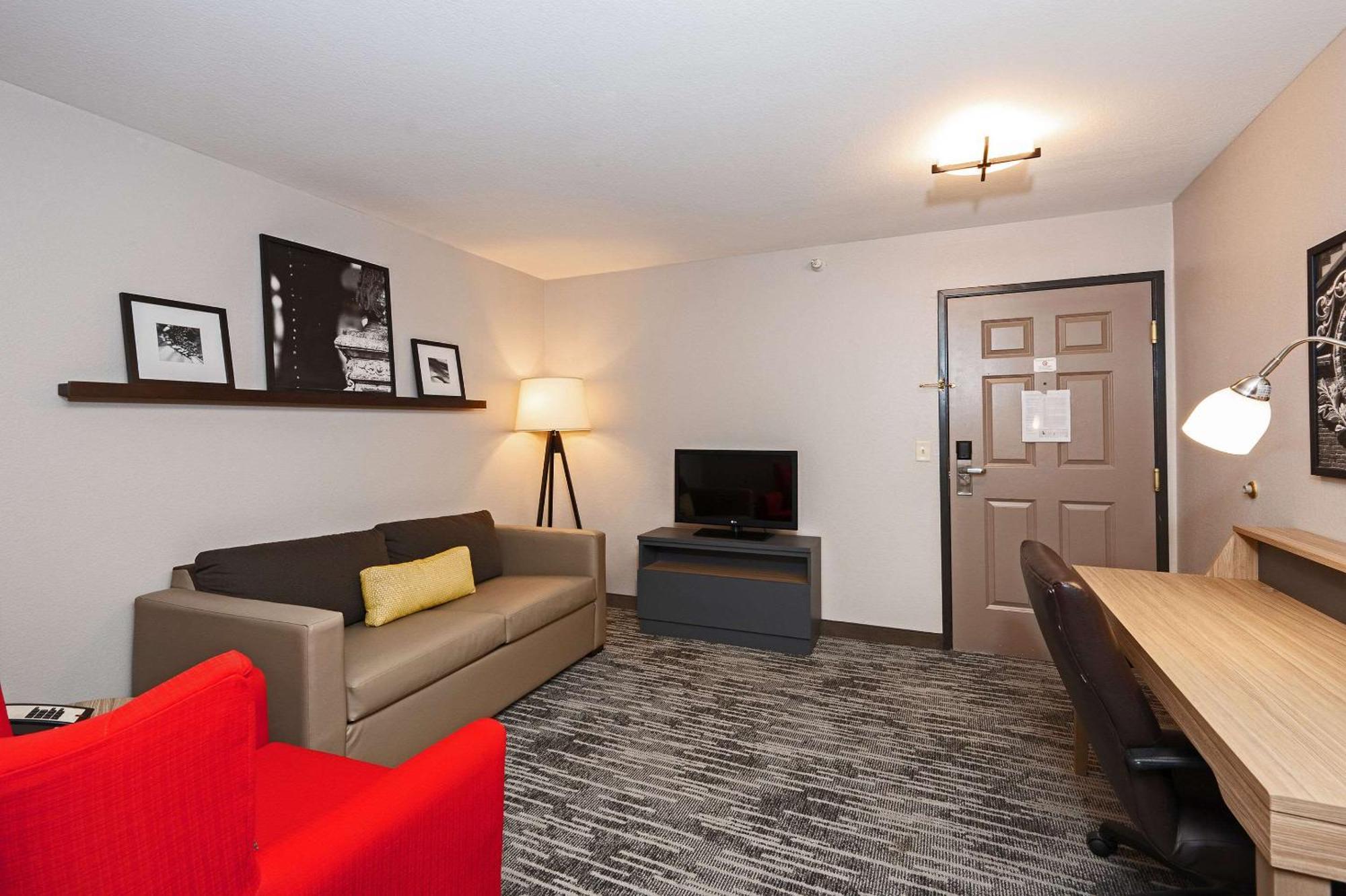 Country Inn & Suites By Radisson, Bloomington-Normal Airport, Il Bagian luar foto