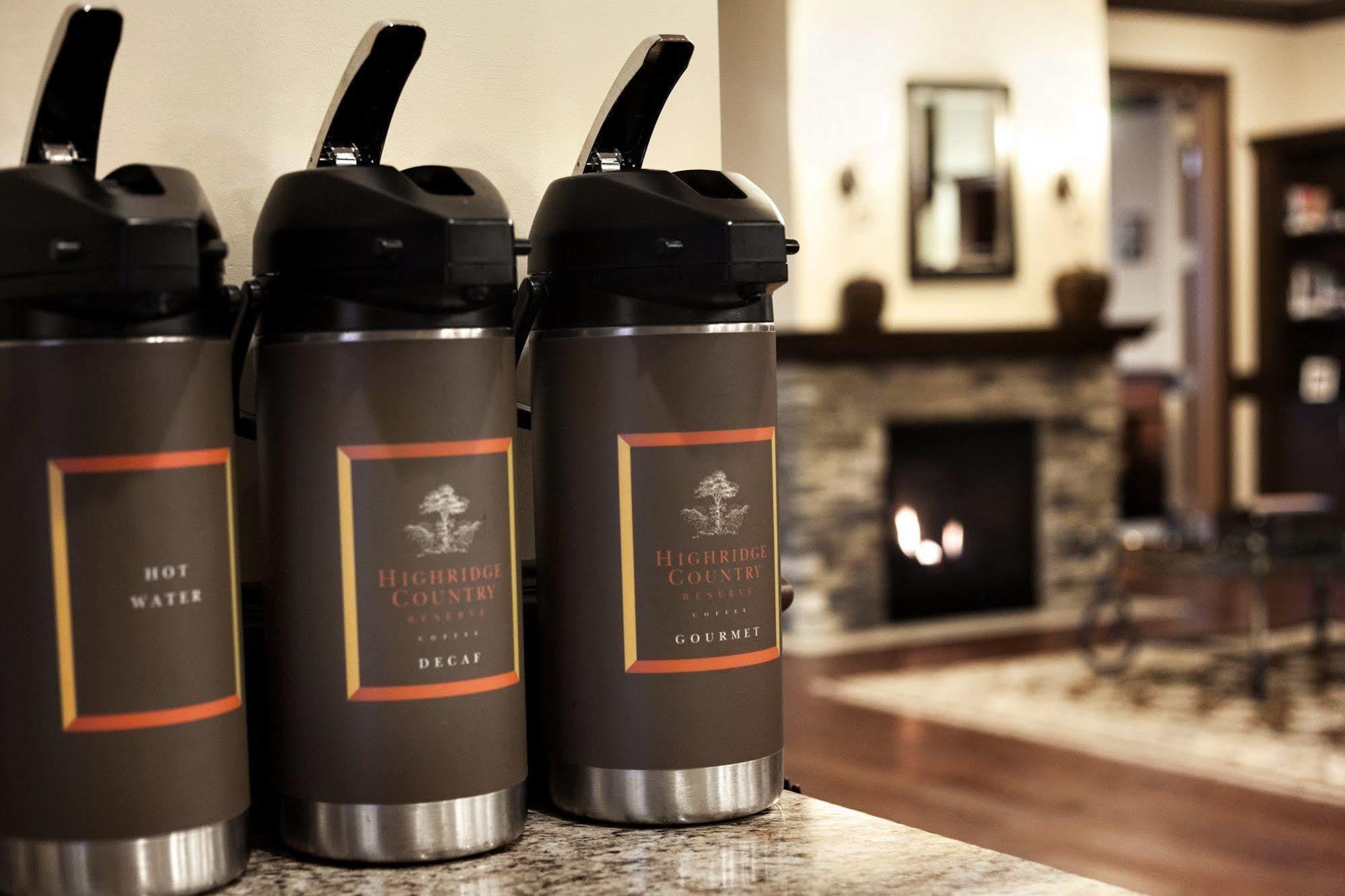Country Inn & Suites By Radisson, Bloomington-Normal Airport, Il Bagian luar foto